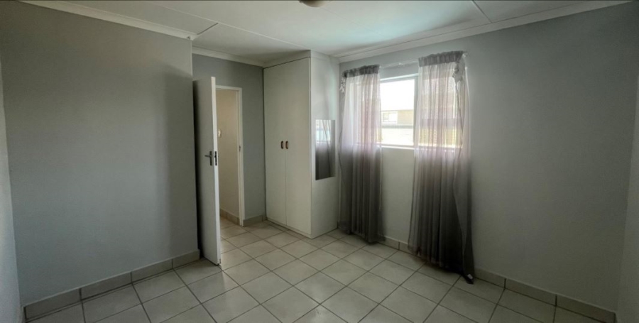 2 Bedroom Property for Sale in Hartenbos Central Western Cape